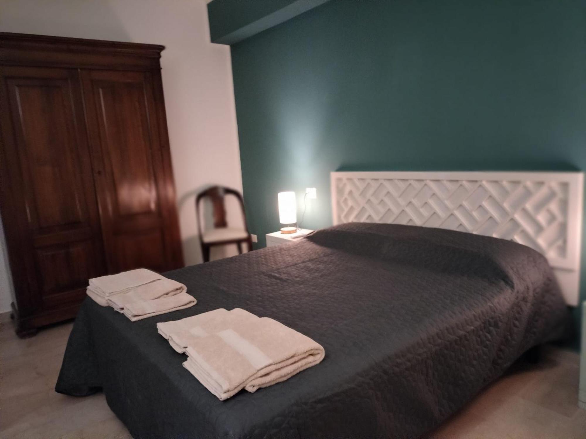 D&P Suites 1 Salemi Esterno foto